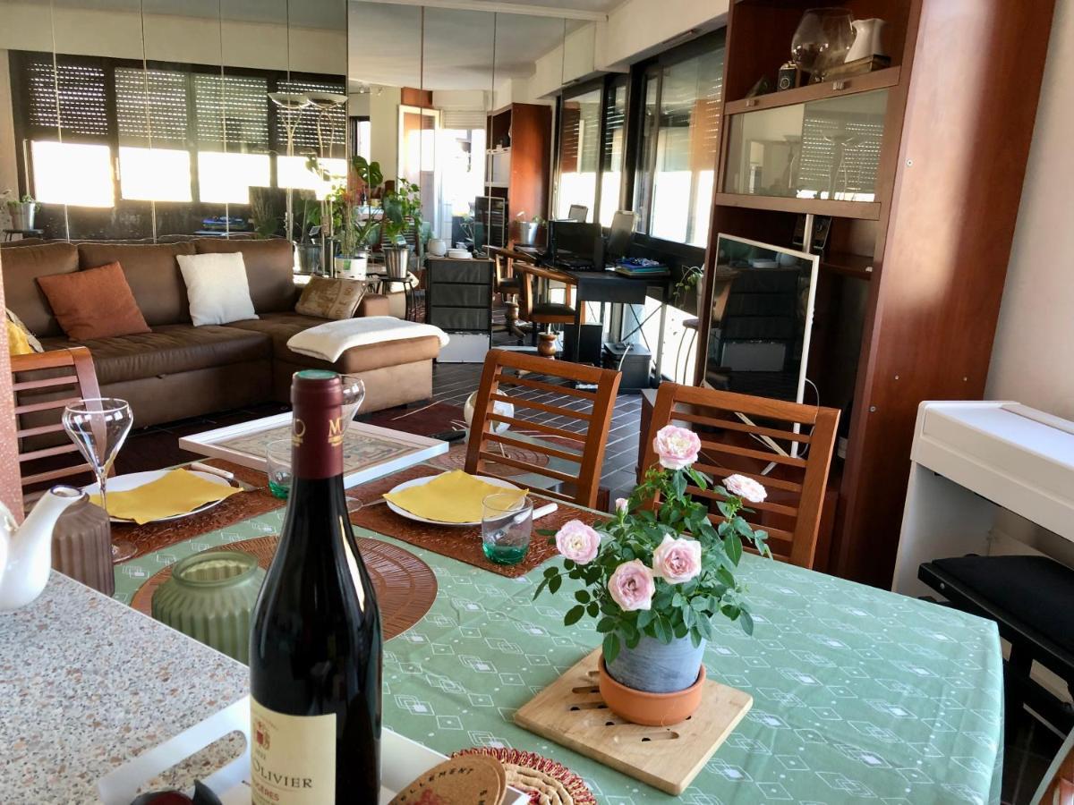 Nid De Reve, Vue Imprenable Sur Et Terrasse 10m2 * Paris